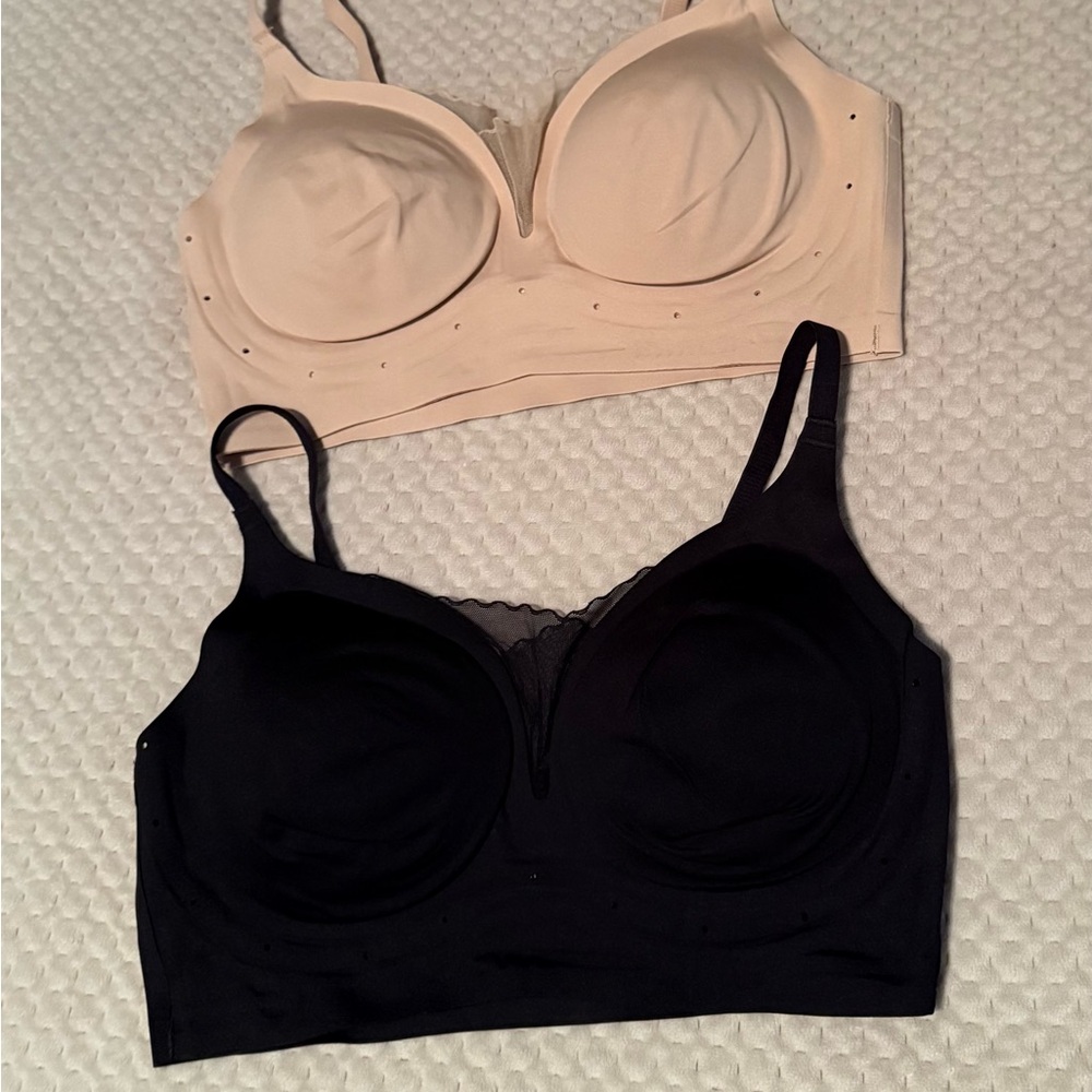 Set of 2 Rhonda Shear wireless Bras - Black & Nude